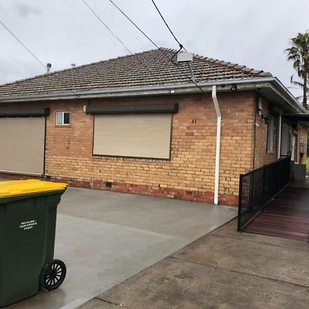Melbourne Short Stay- Burwood Deakin Uni墨尔本民宿-迪肯大学burwood Buitenkant foto